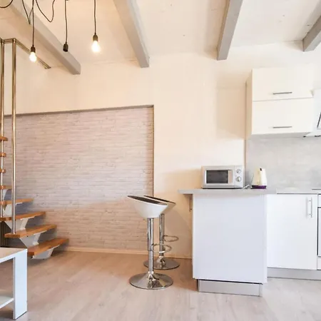Studio Maya Apartment