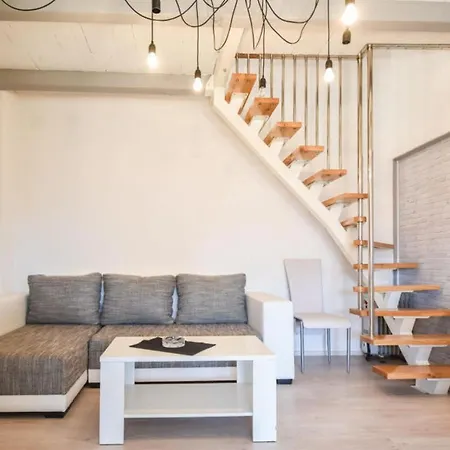 Apartment Studio Maya *
