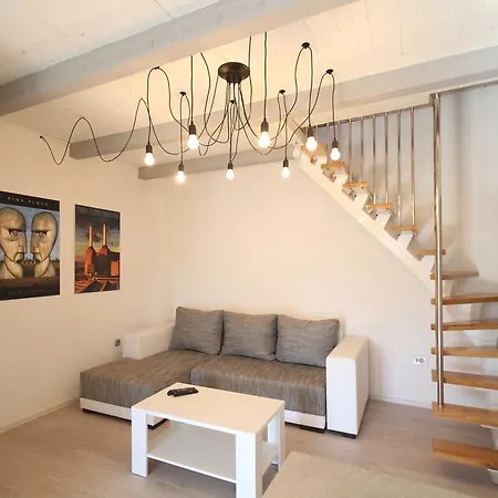 Studio Maya